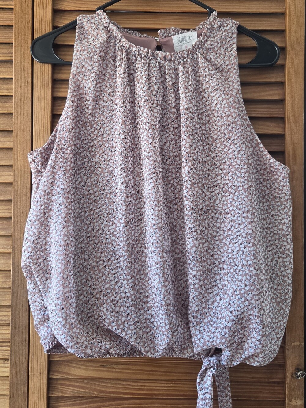Sienna Sky Floral Ruffle High Neck Sleeveless Tie-Hem Blouse, Size M